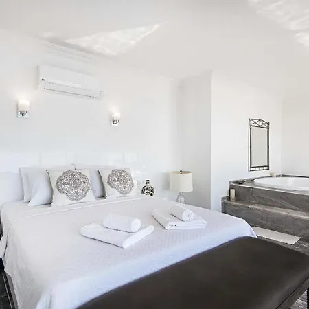 Sleeps 8 With Pool Air Con And Wifi Kalkan